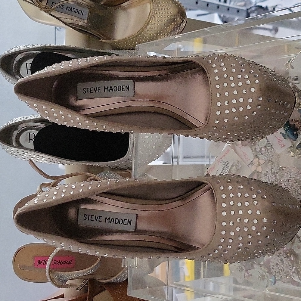 Steve Madden high heel shoes